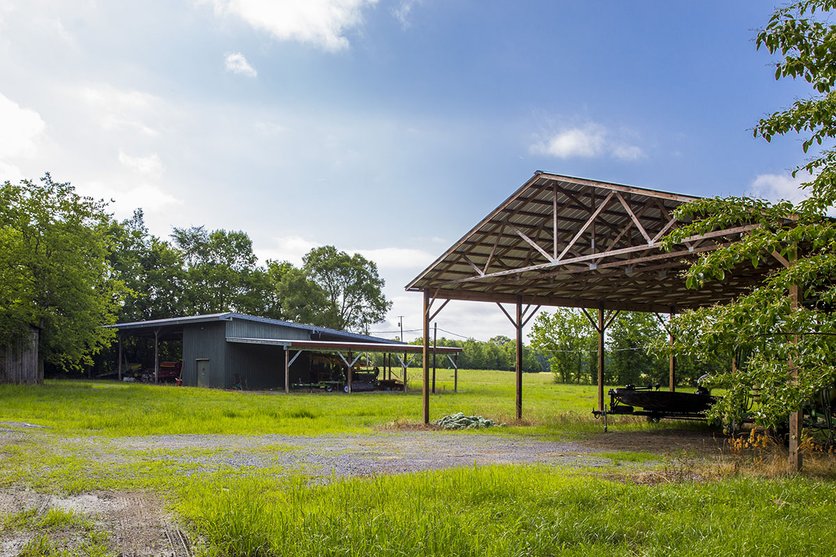 Mud Creek Farm Hall and Hall